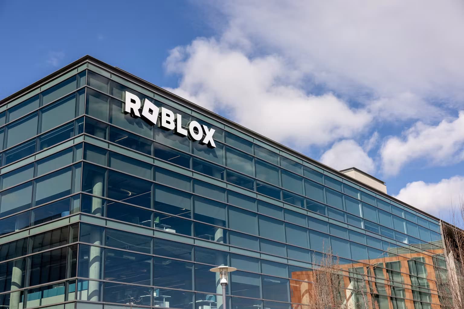Roblox commits to enhanced child safety measures following Australian regulatory investigation